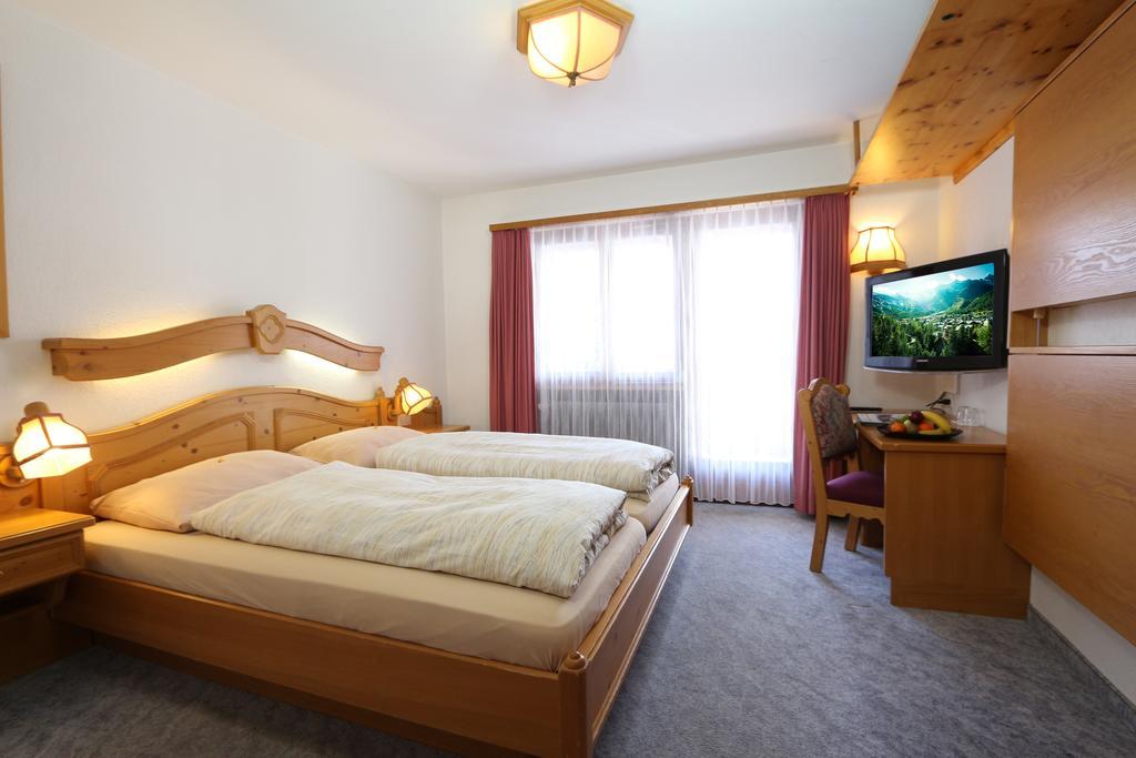 Hotel Alphubel Саас-Фее Екстериор снимка