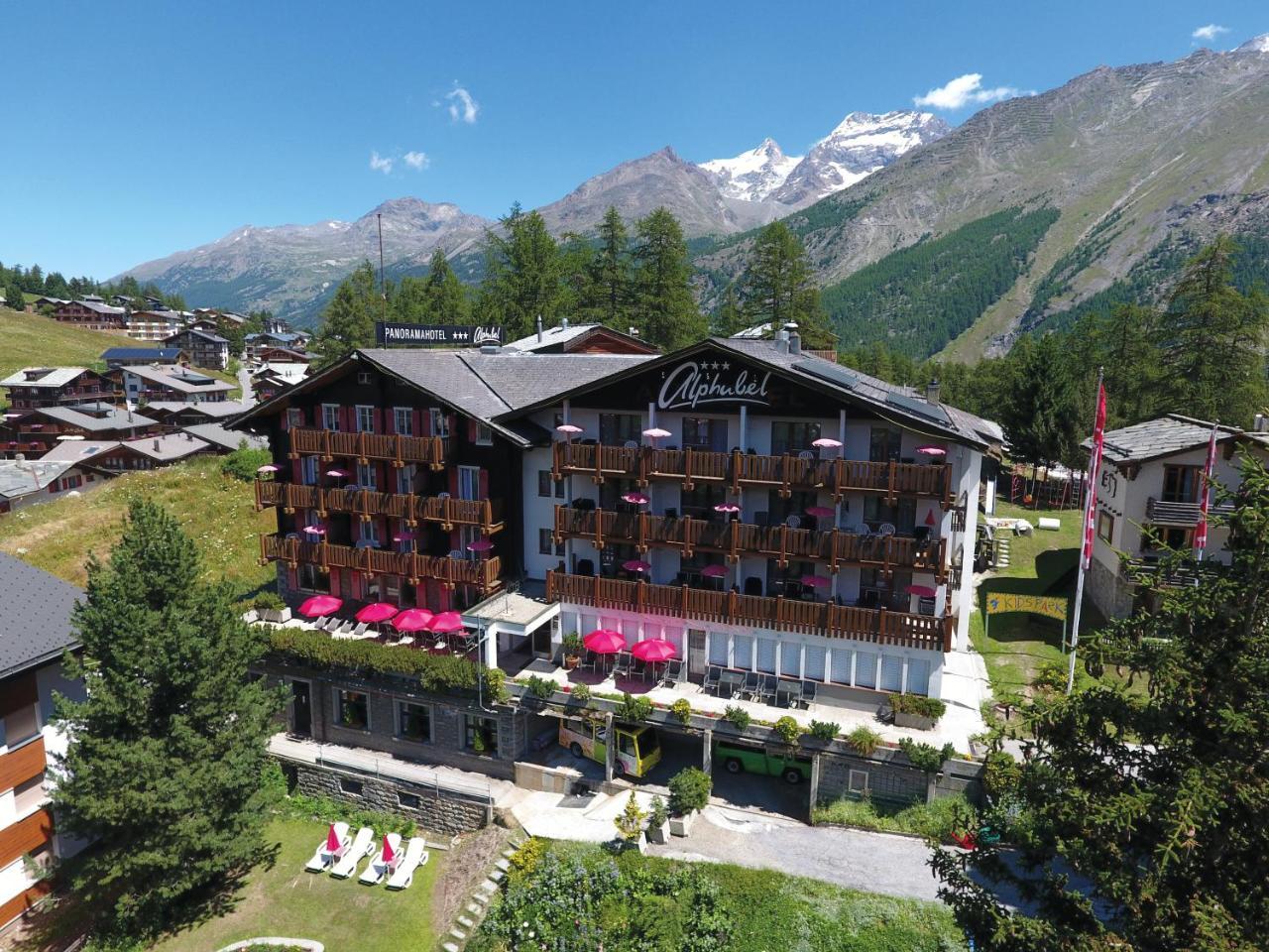 Hotel Alphubel Саас-Фее Екстериор снимка